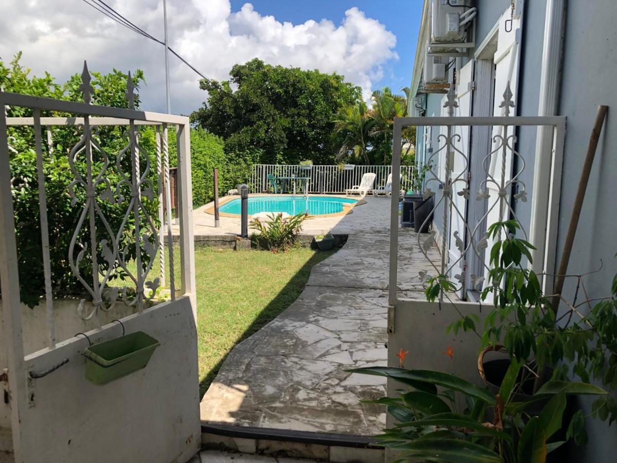 T2 A Convenance Apartment Baie-Mahault Ngoại thất bức ảnh
